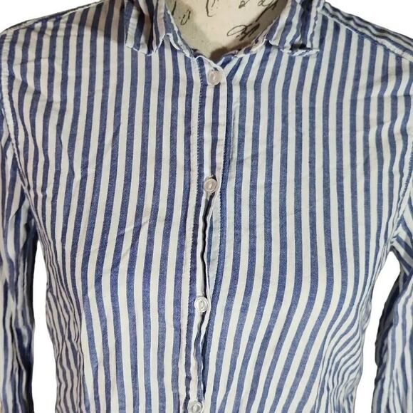 Divided H&M Ladies Size 2 Blue White Striped Button Down Shirt - Picture 2 of 6